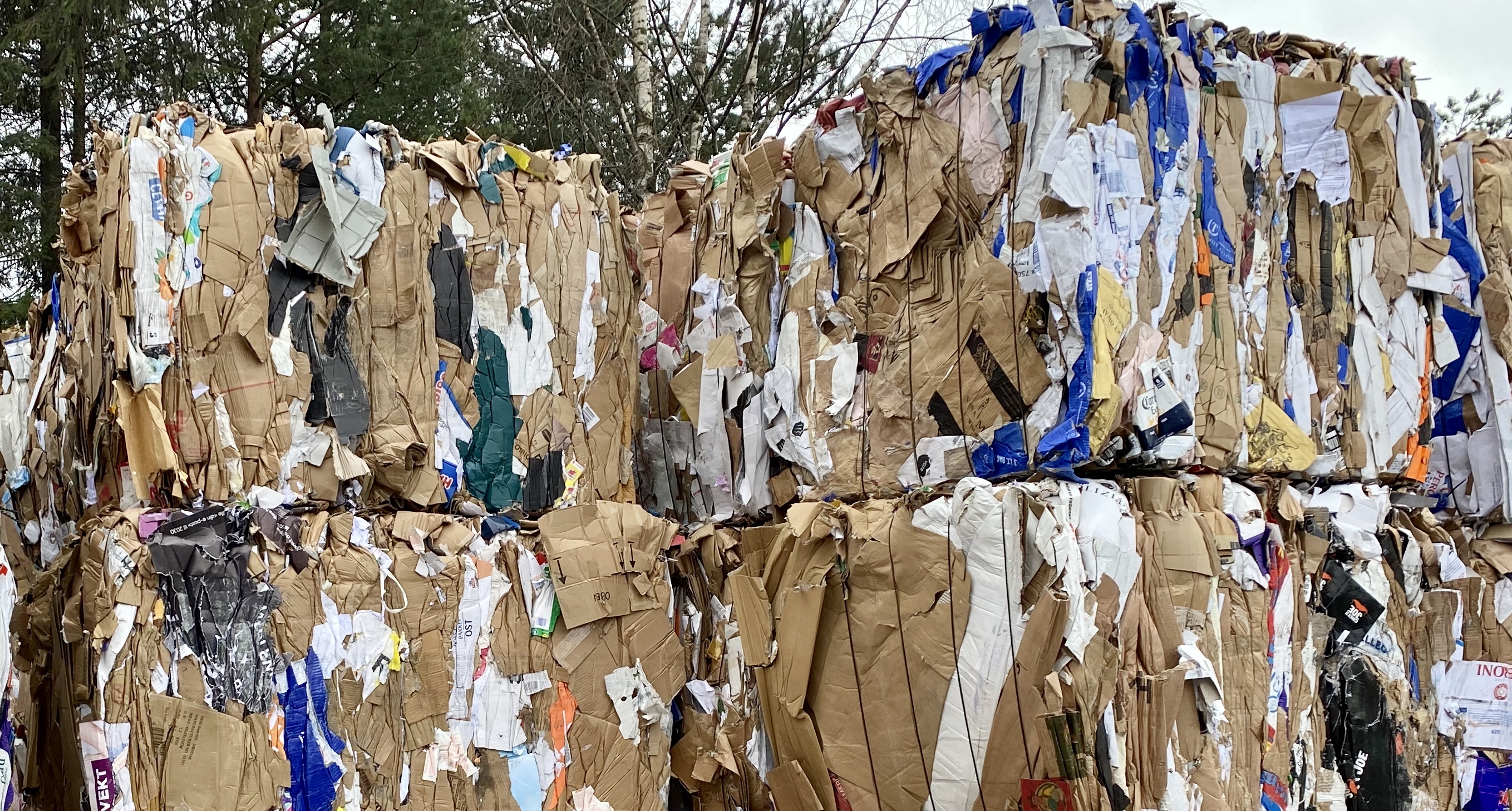 Derfor blir våt bølgepapp dyrt